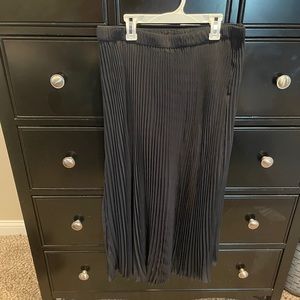 Abercrombie & Fitch Pleated MIDI Skirt, Size Large